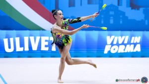 aa q kiroi bogatyreva alexandra aus ph simone ferraro sfa04700 copia